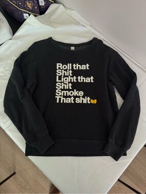 Wu-Tang sweatshirt